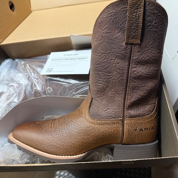 Ariat Boots Hybrid Grit men size 10